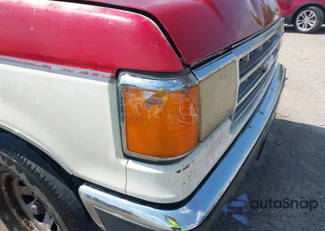 1988 Ford F150 z USA, uszkodzony, nr VIN 1FTDF15N0JNA15368